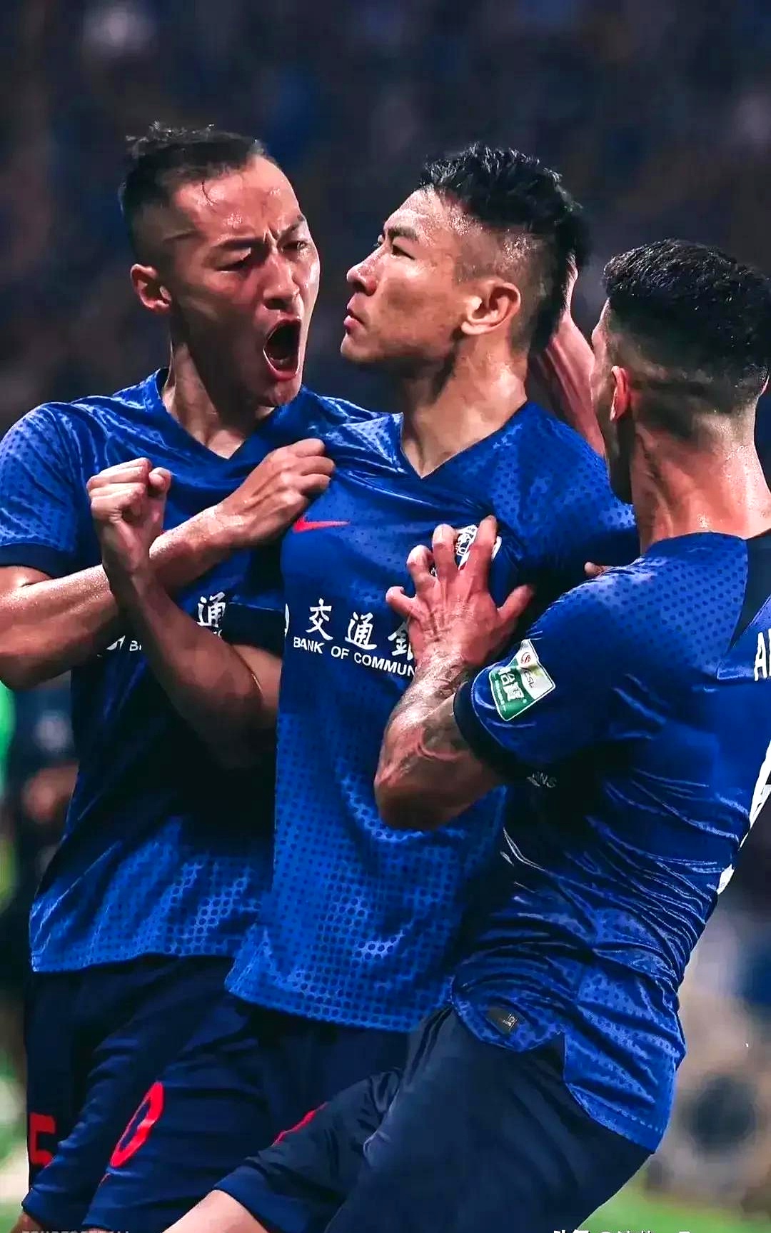 关于上海申花遭遇败局，遗憾错失胜机的信息