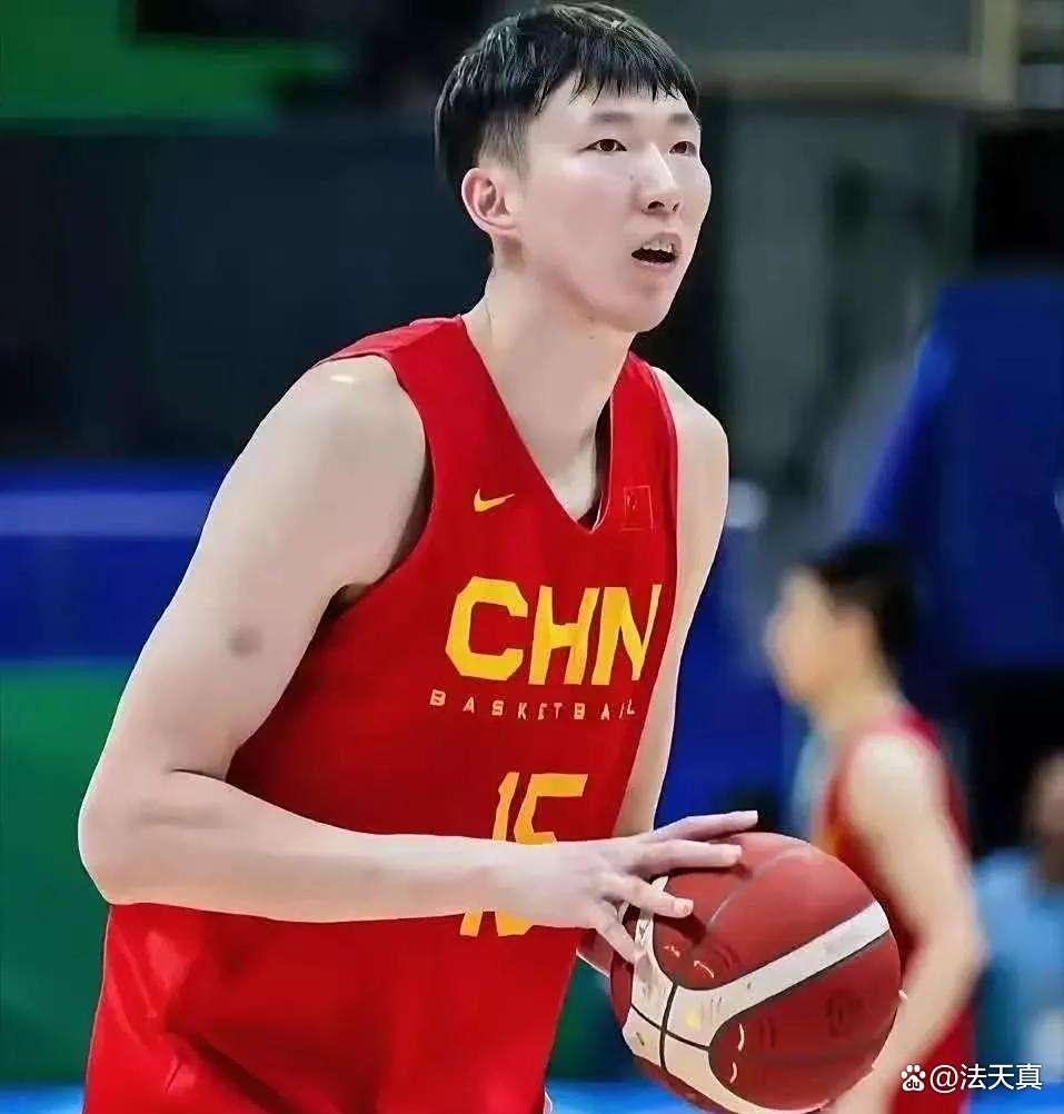 篮球巨星突然退出比赛,球迷们无法接受 篮球巨星突然退出比赛,球迷们无法接受