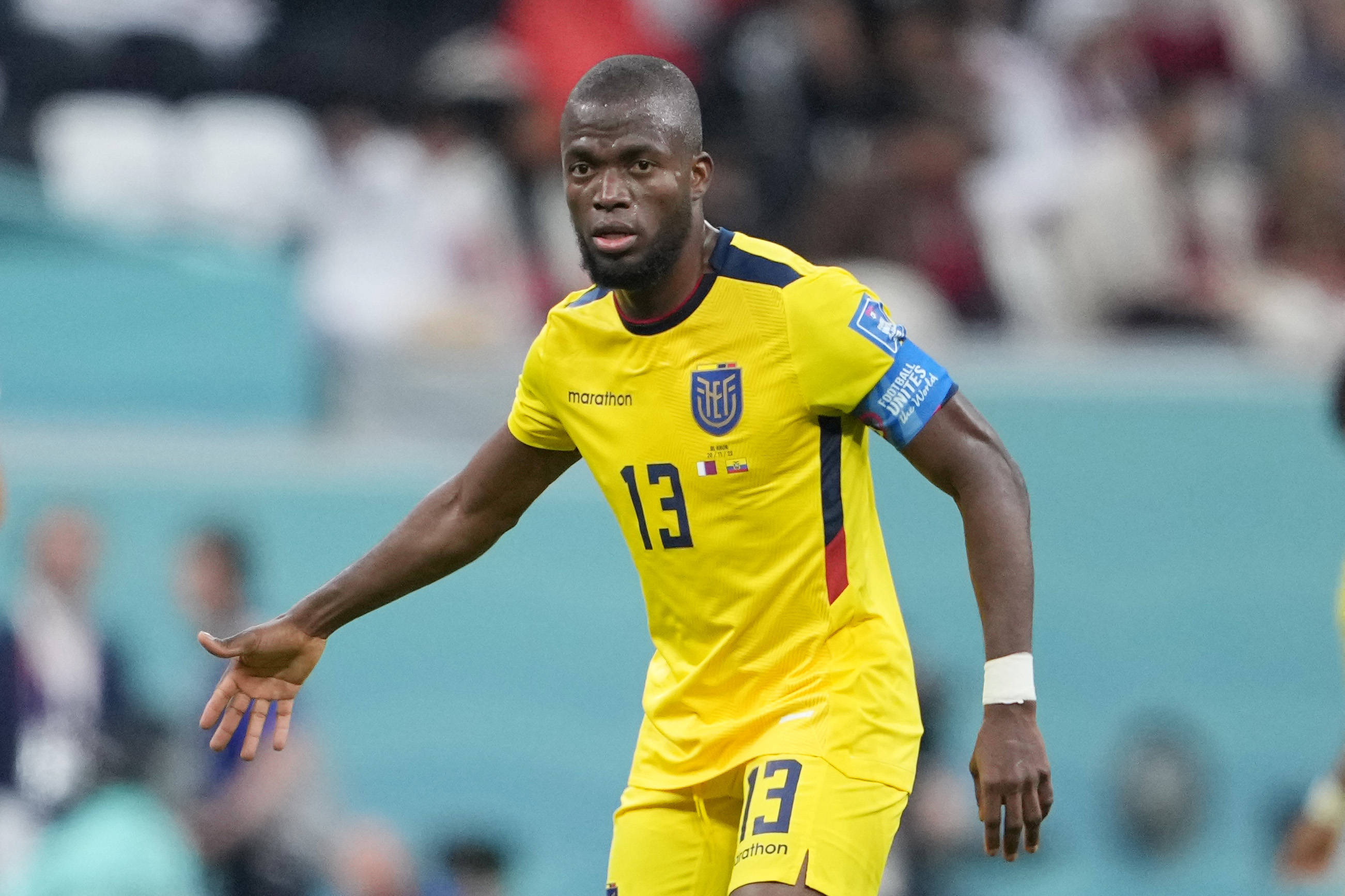 包含瓦伦西亚继续不败，主帅谈及成功秘诀的词条