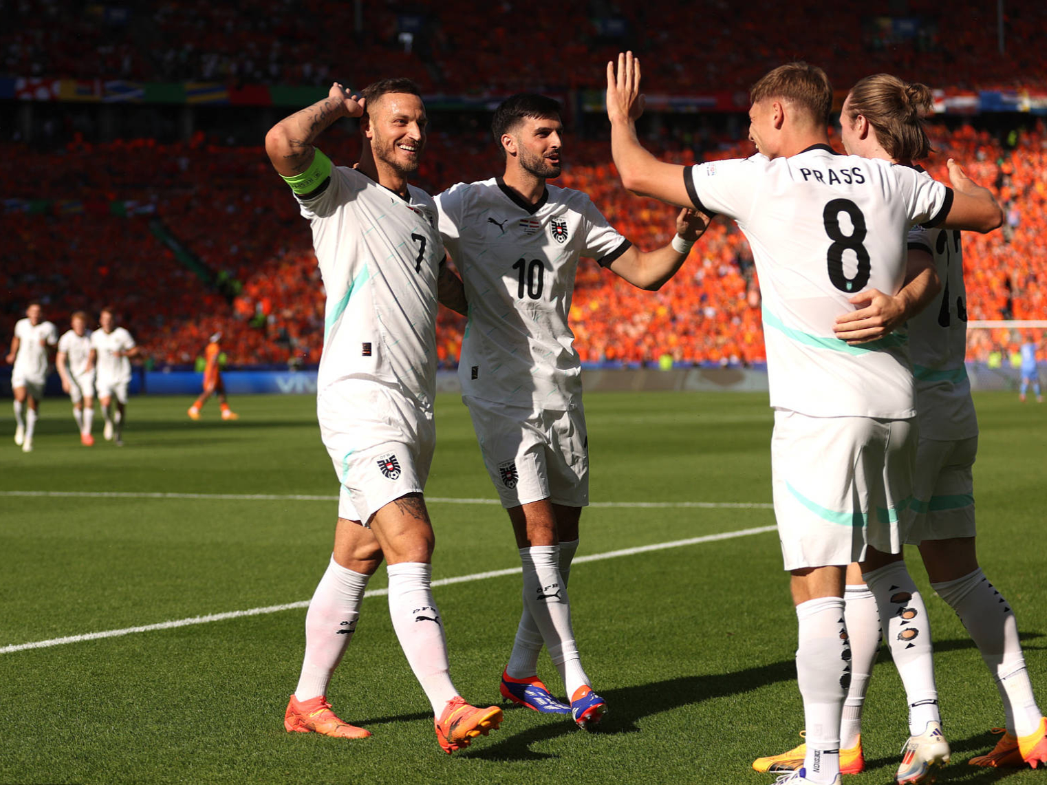 荷兰击败奥地利，晋级欧洲杯四强