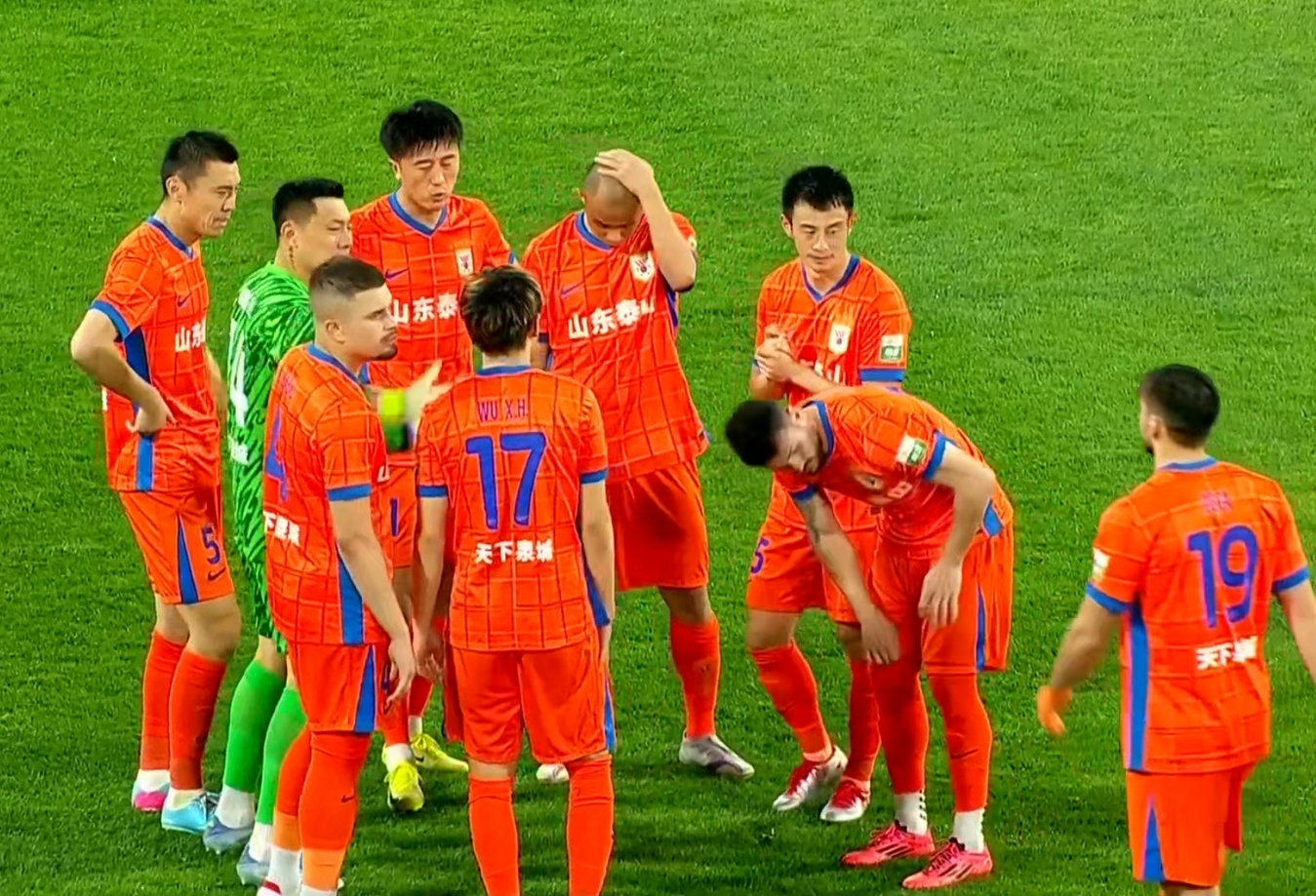 地区对决即将上演:球队间的较量备战已准备就绪的简单介绍 地区对决即将上演:球队间的较量备战已准备就绪的简单介绍