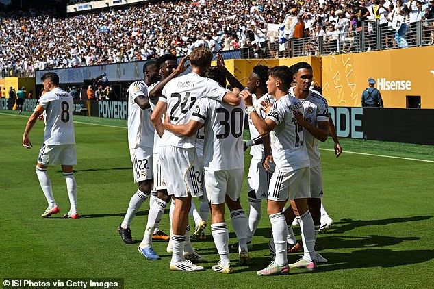 西班牙绝杀切尔西，姆巴佩扛起全队