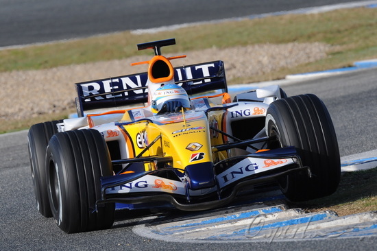 梅赛德斯险胜索伯车队，阿隆索统治全场的简单介绍